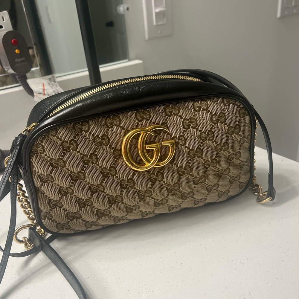 GUCCI crossbody Gucci GG Canvas Marmont Matelasse Camera Bag